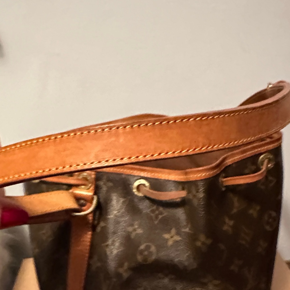 Authentic Louis Vuitton Monogram Noe Bag - Picture 4 of 16